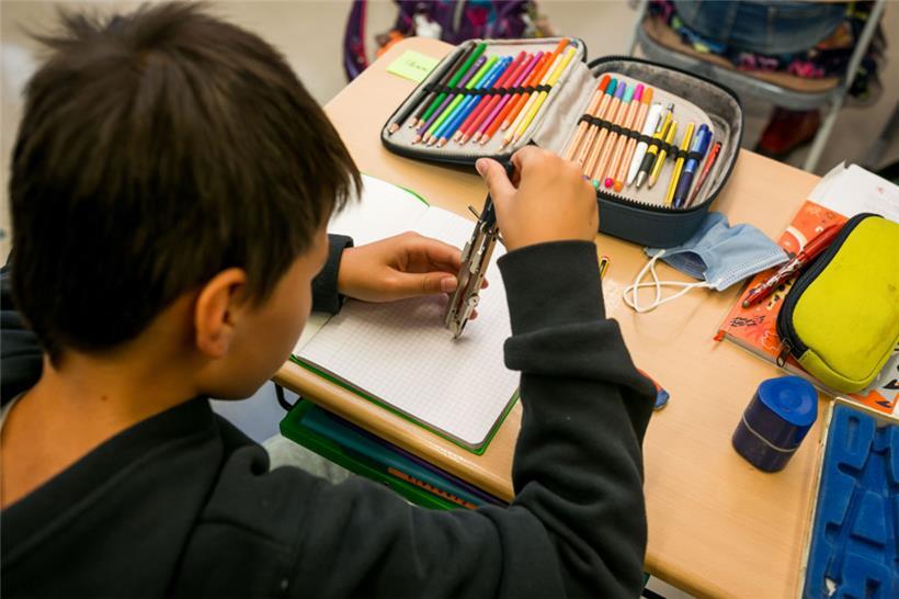 Aus zwei mach eins: Beobachtungsstelle für Jugend und schulische Qualität gebildet 