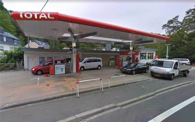 Mann raubt Tankstelle in Pulvermühle aus und erbeutet 400 Euro 
