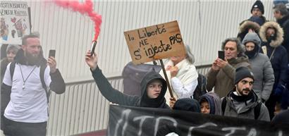 Ta liberté – ma liberté, Ma dictature – ta démocratie?