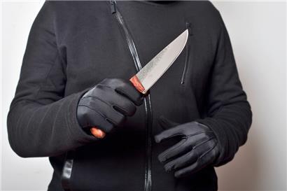 Polizei nimmt vorbestraften Mann nach Messerangriff fest