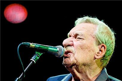 „Fürst der italienischen Musik“ – Liedermacher Paolo Conte wird 85