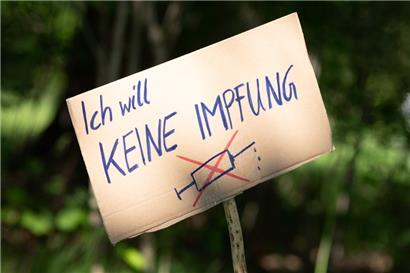 La liberté de ne pas se faire vacciner? Allez au bout des choses!