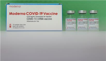 Moderna-Impfstoff schützt wohl gegen Virus-Varianten