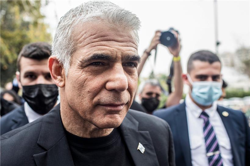 Boxer, TV-Star, Politiker: Jair Lapid bringt Netanjahu bei Israel-Wahl in Bedrängnis 