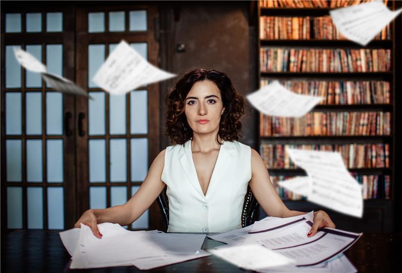 Junge Autorin Alissa Ganijewa prangert Missstände in Russland an 