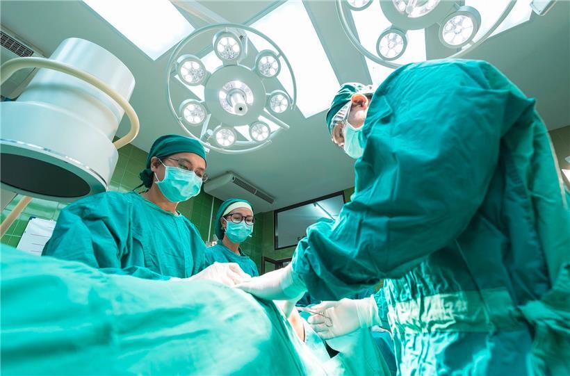 Den Menschen in den Mittelpunkt: Stoppt die Privatisierungswelle im Gesundheitswesen!   