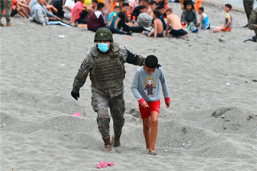 Perspektivlose Marokkaner, Tunesier und Algerier und ihr gefährlicher Traum von der EU 