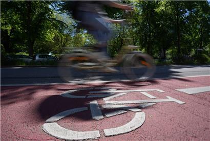 Autofahrerin erfasst Fahrradfahrer bei Mamer