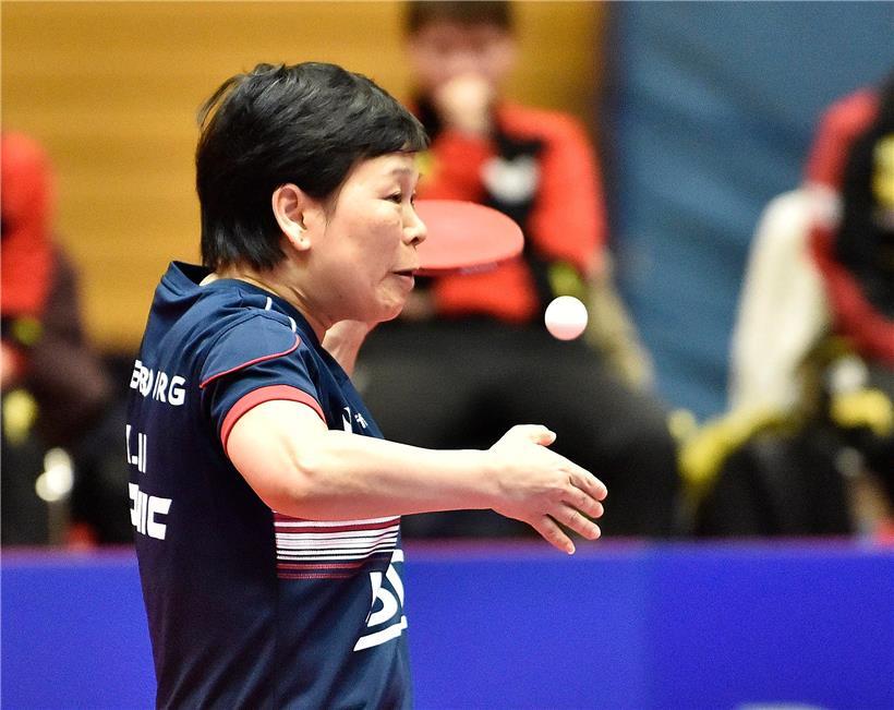 Tischtennisspielerin Ni Xia Lian muss sich 17-jährigem Talent aus Südkorea geschlagen geben 
