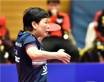 Tischtennisspielerin Ni Xia Lian muss sich 17-jährigem Talent aus Südkorea geschlagen geben