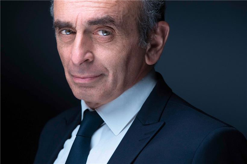 Dix pour cent déjà … En France, Eric Zemmour veut bouleverser la donne à l’extrême droite 
