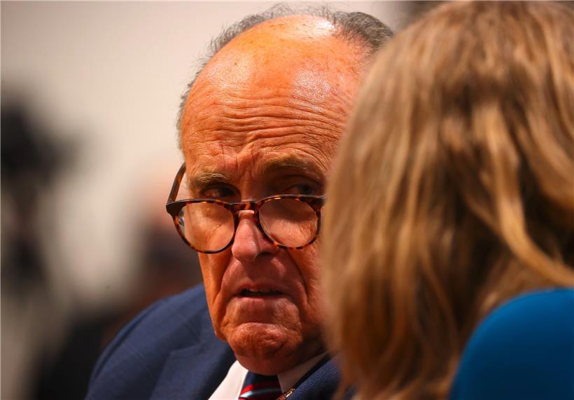 Trumps Anwalt Giuliani positiv auf Corona getestet 