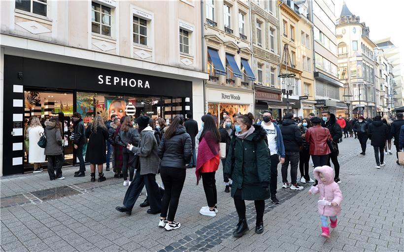 Volle Parkhäuser und Warteschlangen: Am Samstag war in Luxemburg (noch einmal) viel los 