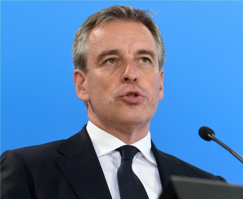 Bei einzelnem Positivfall: Klassenkameraden sollen in soziale Distanz – Sonderurlaub für Eltern 