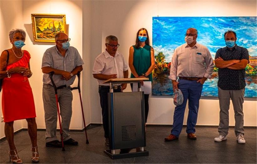 Eine Stadt stellt sich aus  