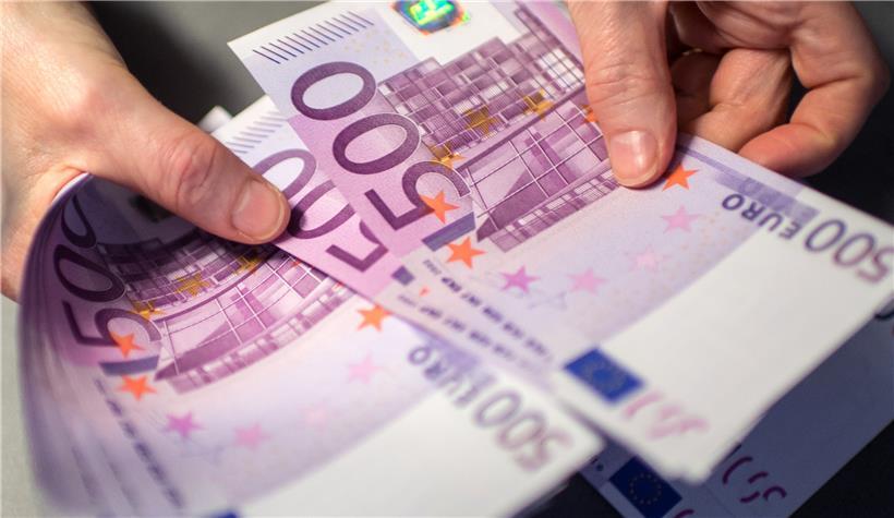 Bank trickste mit Luftgeschäften alle Kontrollen aus und schädigte Tausende Sparer 