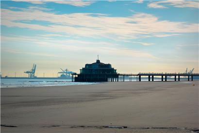 Massenschlägerei am Strand in Blankenberge