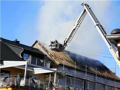 Hausbrand in Perl löst grenzübergreifenden Feuerwehreinsatz aus