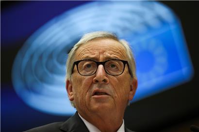 Juncker im RTL-Radiointerview: „Ein Virus hält man nicht auf, indem man Grenzen schließt“