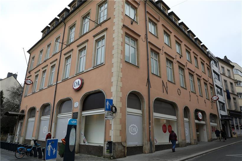 L’enseigne C&A vient d’annoncer la fermeture de sa filiale rue du Fossé pour le 3 mars prochain.
