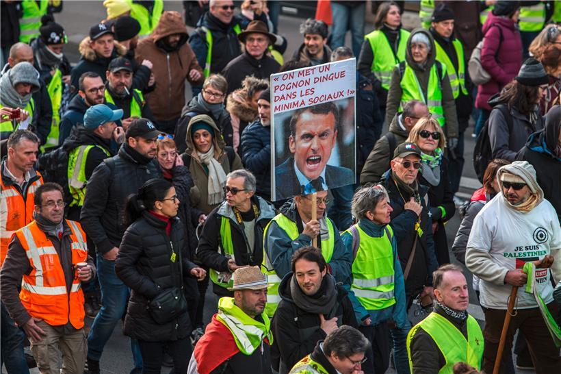 Trotz Kompromissangebots der Regierung in Frankreich kein Streikende in Sicht 