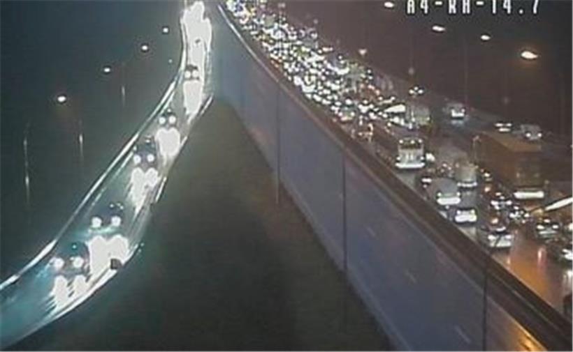 Unfall führt zu Stau 