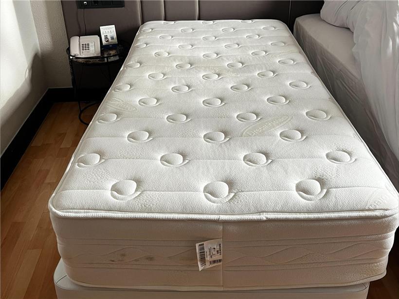 Spende einer neuen Matratze für bedürftige Menschen, nachhaltige Unterstützung und sozialer Beitrag