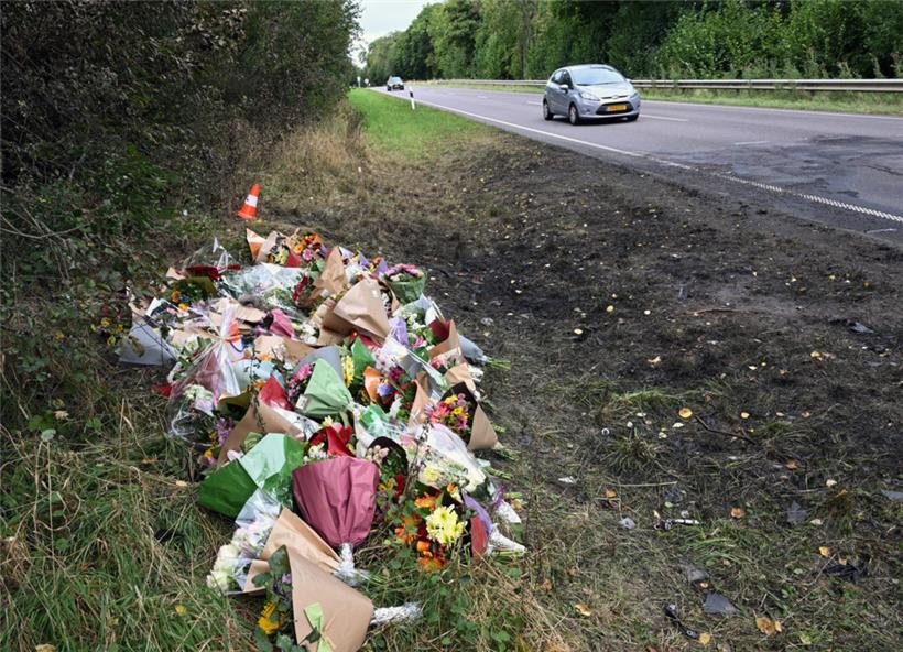 Große Anteilnahme für die fünf Opfer des N15-Crashs 