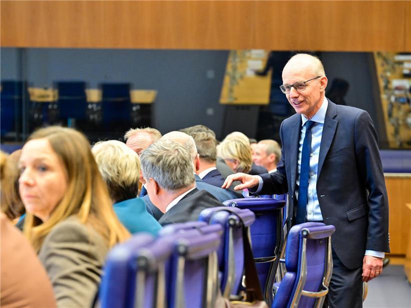 Teilnehmer des Comité de coordination tripartite im European Convention Center Luxembourg (ECCL) bei Sitzung 2026