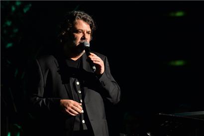 Juegd op Kritiker. De Serge Tonnar mécht Klenger.  