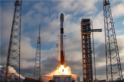 Bild eines Starts von SpaceX für die SES aus dem Jahr 2023
