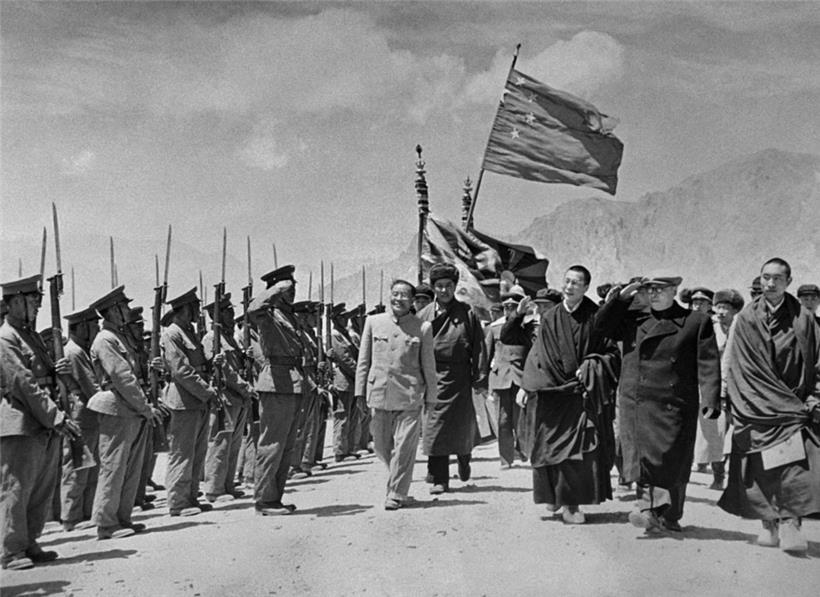 Bilder aus dem Leben von Tenzin Gyatso – für die Tibeter ist er die 14. Reinkarn...