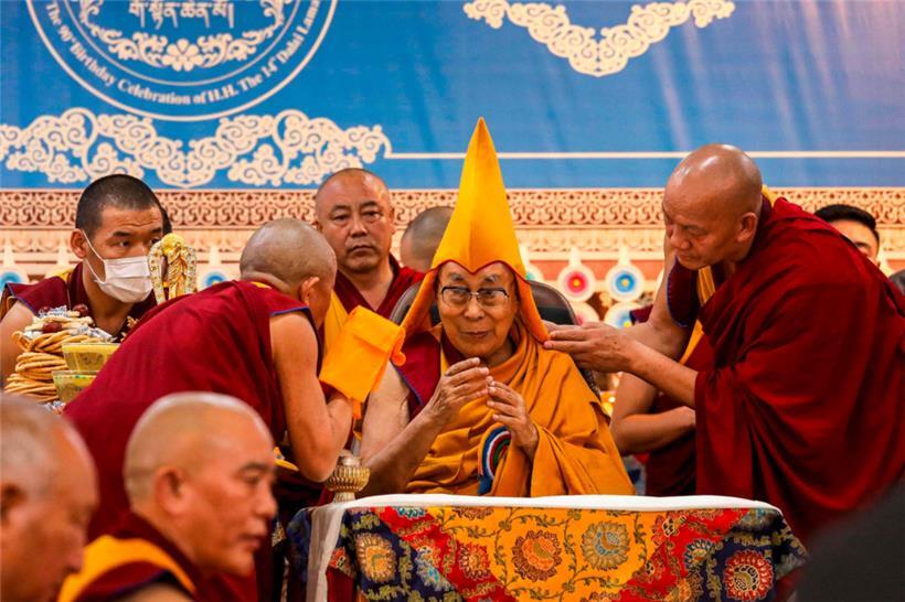 Bilder aus dem Leben von Tenzin Gyatso – für die Tibeter ist er die 14. Reinkarn...