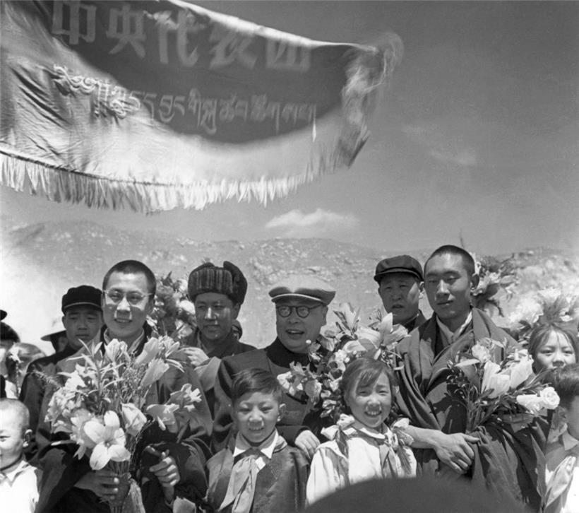 Bilder aus dem Leben von Tenzin Gyatso – für die Tibeter ist er die 14. Reinkarn...