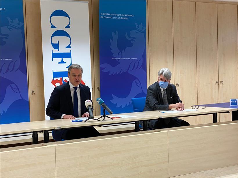 Bildiungsminster Claude Meisch und CGFP-Präsident Romain Wolff am Dienstag vor versammelter Presse
