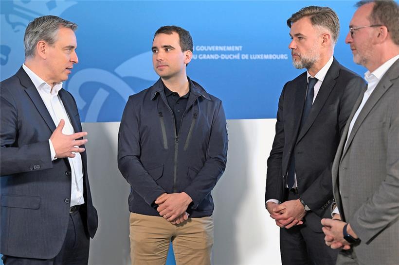 Bildungsminister Claude Meisch, ESA-Astronaut Raphaël Liégeois, Wirtschaftsminister Franz Fayot und Sportminister Georges Engel sind überzeugt, dass viele Schüler am Wettbwerb teilnehmen werden
