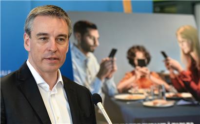Bildungsminister Claude Meisch appelliert an die Vorbildfunktion der Eltern beim Konsum digitaler Medien
