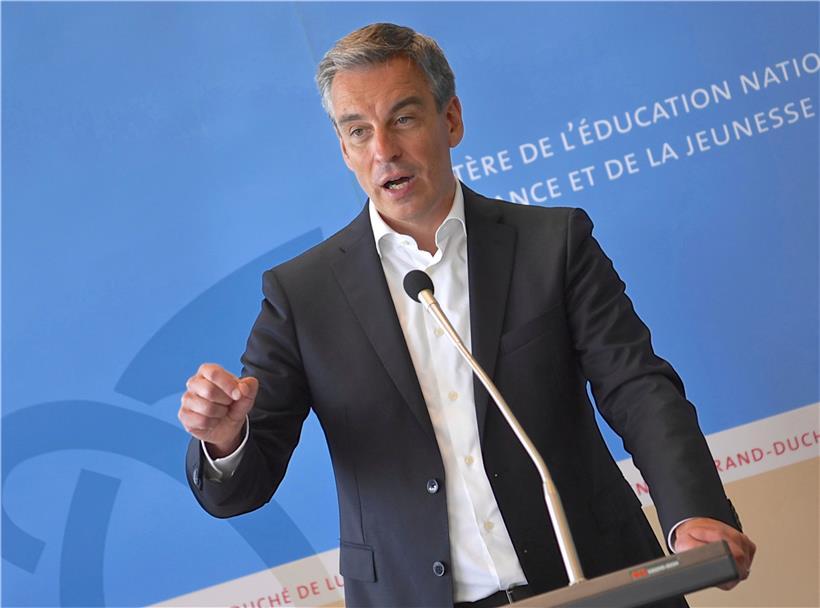 Bildungsminister Claude Meisch nannte am Freitag genaue Infektionszahlen in den Schulen. Bis auf zwei Fälle, wo noch Zweifel bestehen, könne man laut Meisch sagen, dass sich die Schüler nicht in den Schulen angesteckt haben.

