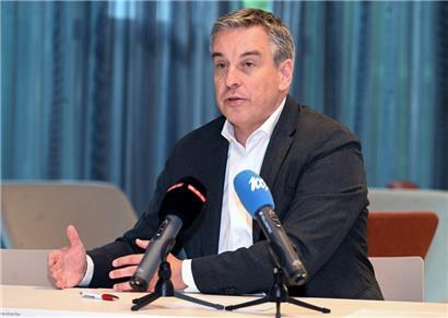 Bildungsminister Claude Meisch präsentierte den Marschplan für das kommende Schuljahr und darüber hinaus
