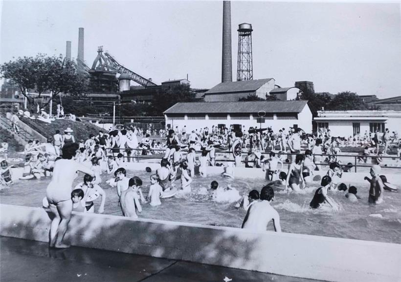 Bis Ende der 1980er Jahre war das ERA-Freibad geöffnet (hier ein Foto aus 1971),...