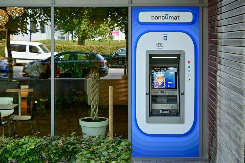 Bis Ende nächsten Jahres soll es ein Netz von 237 Bancomaten in Luxemburg geben