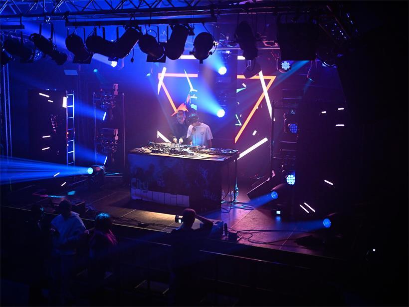 Bis Mitternacht sorgen Luxemburger DJs für gute Stimmung
