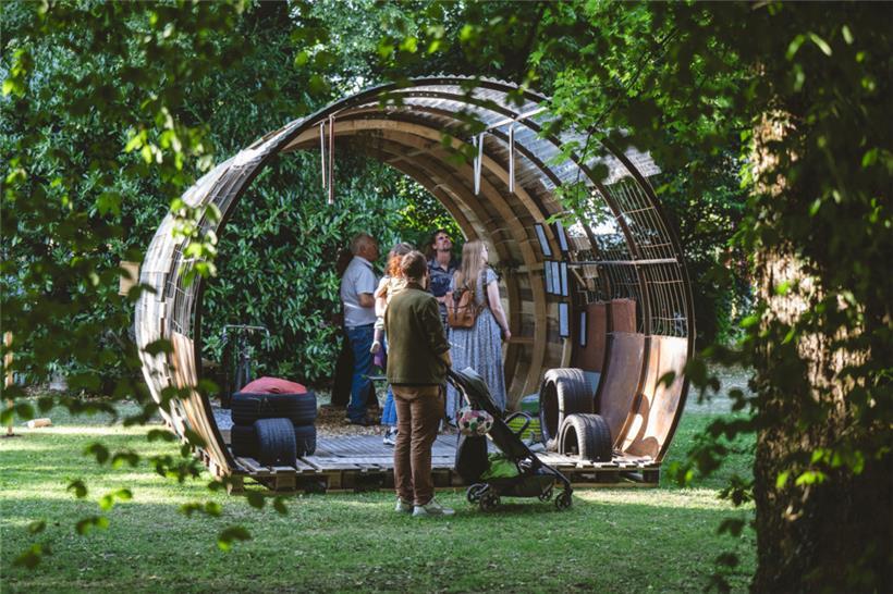 Bis zum 3. August kann man die Hütten besichtigen
