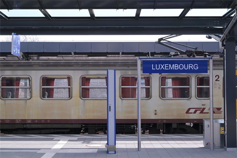 Bislang werden die Ortsnamen an Luxemburger Bahnhöfen ausschließlich auf Französisch angegeben – das soll sich bis Ende 2026 ändern
