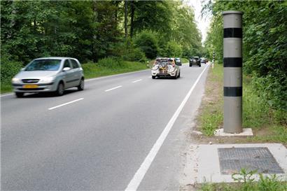 Bitte recht freundlich: Der Bußgeldauslöser auf der N11 bei Waldhof
