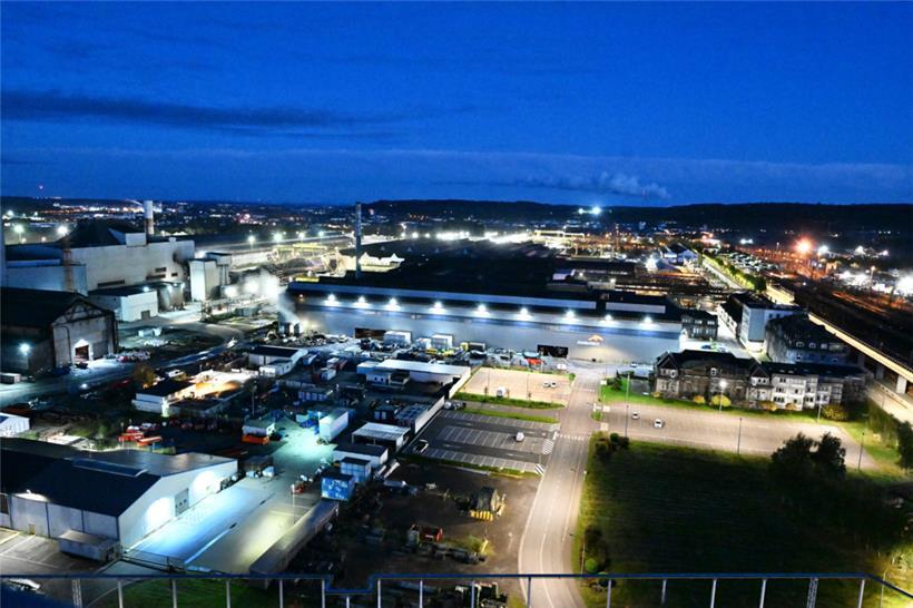 Blick auf den noch bestehenden Teil des Arcelor-Werks in Esch-Belval. Die europäische Stahlindustrie ist in einer Krise.
