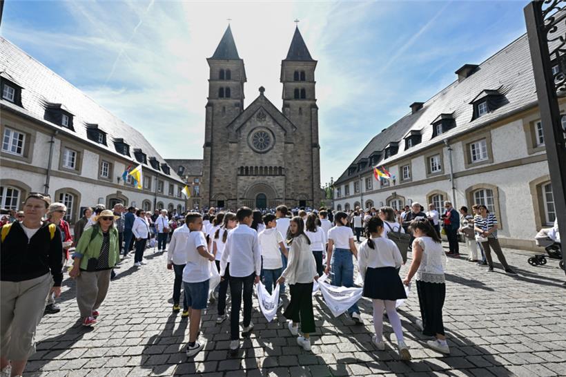 Blick auf die Basilika von Echternach