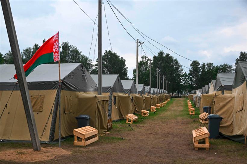 Blick in das Militärzeltlager von Tsel, wo die Wagner-Söldner untergebracht sein sollen
