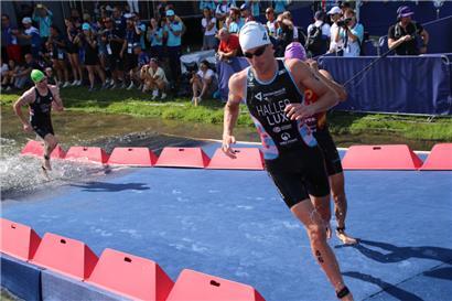 Bob Haller stieg als 51. aus dem Wasser, arbeitete sich schließlich nach und nach noch bis auf den 34. Platz nach vorne
