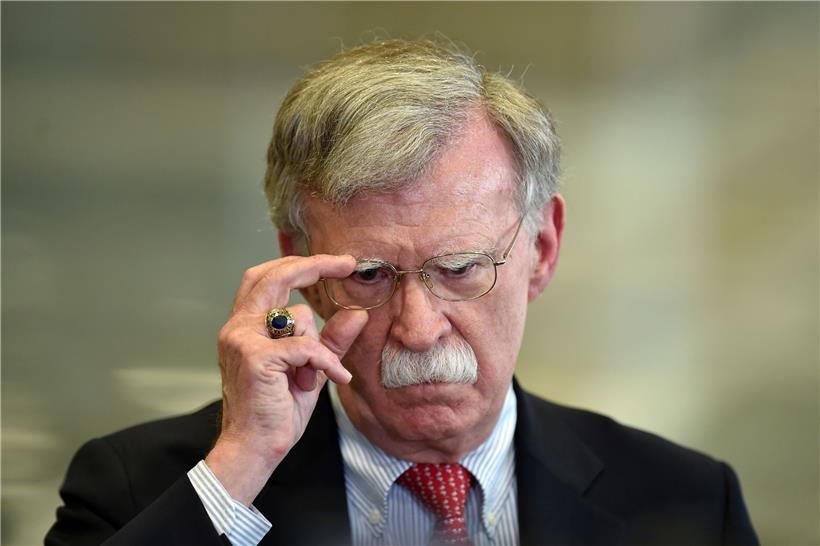 Bolton wirft Trump vor, seine persönlichen Interessen über die des Landes gestellt und sein Amt wiederholt dafür missbraucht zu haben
